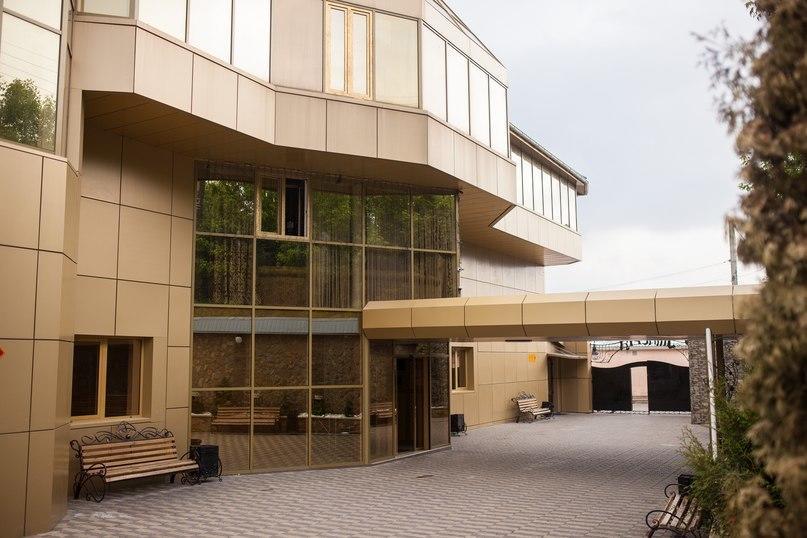 Imperiya Hotel Khmel'nyts'kyy Exterior photo