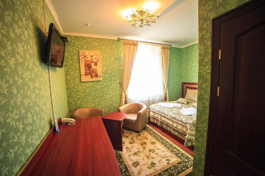 Imperiya Hotel Khmel'nyts'kyy Room photo